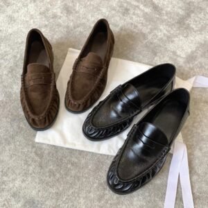 Retro Round-Toe Pleated Suede Chunky-Heel Loafers