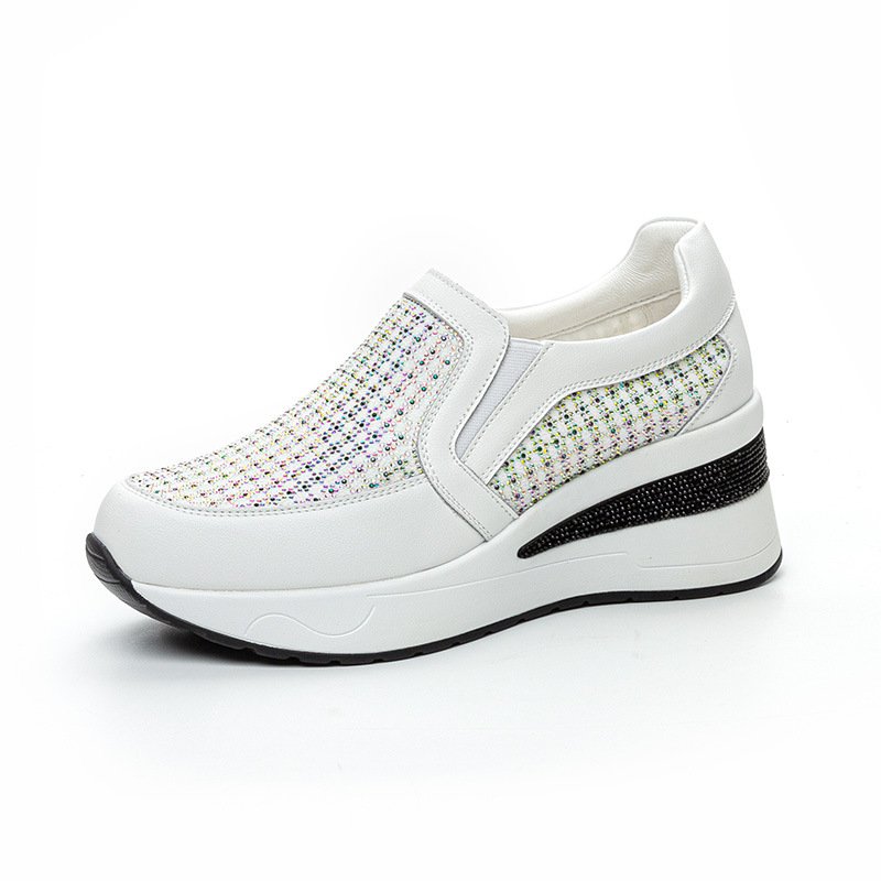 Breathable Lightweight Sneakers With Soft Soles